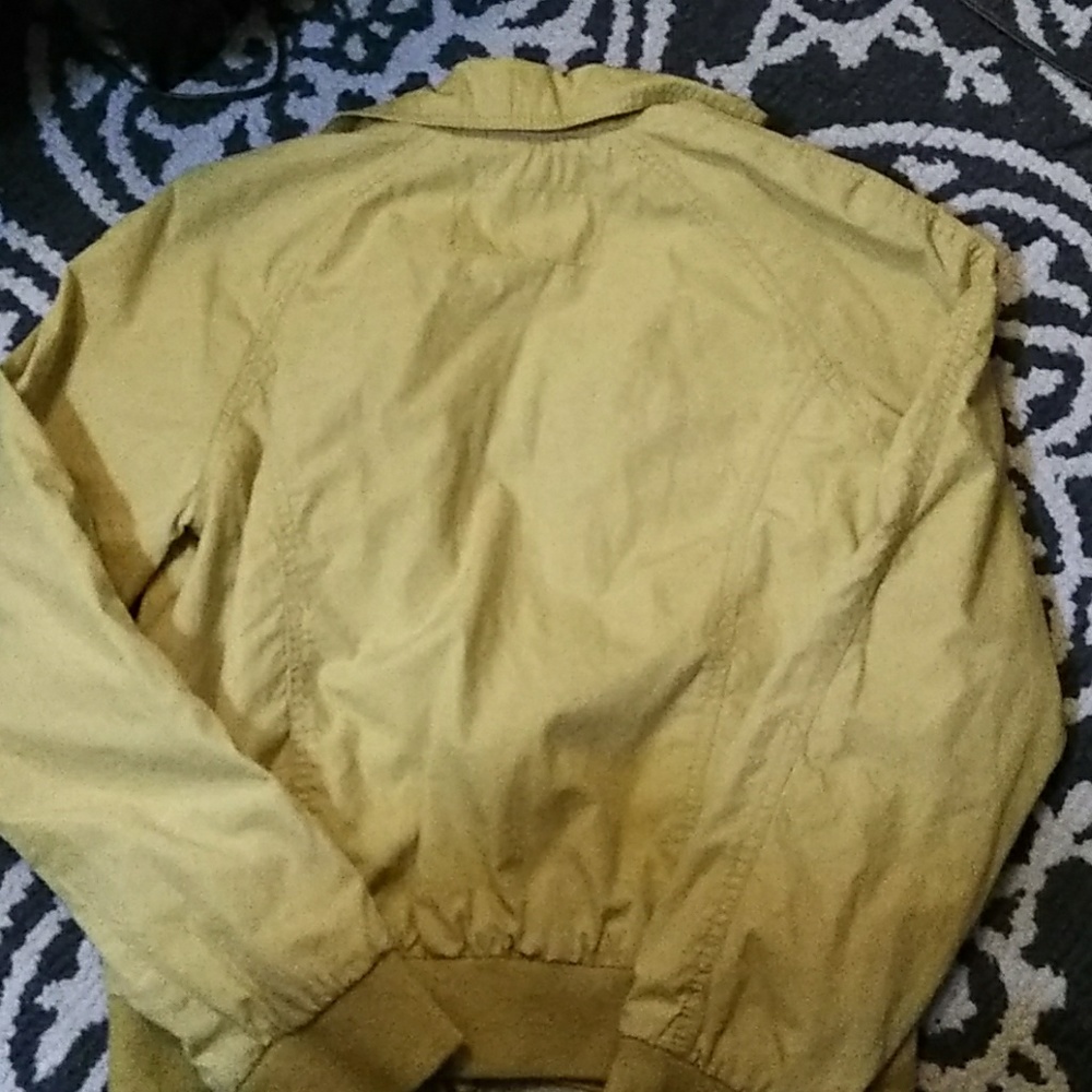 Yellow spring jacket - Picture 4 of 6